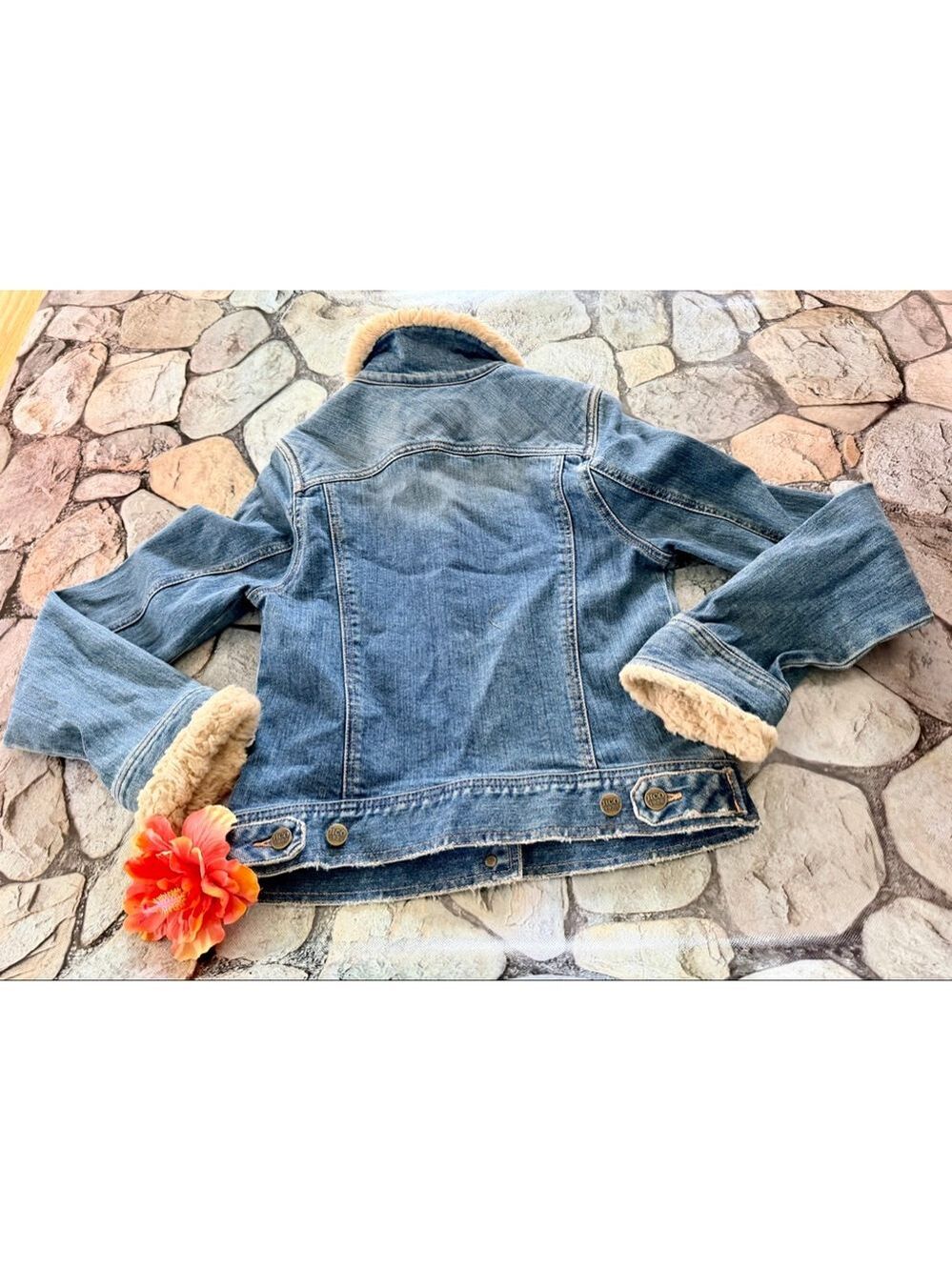 Hollister Vintage Winter Jean Jacket - Picture 9 of 11